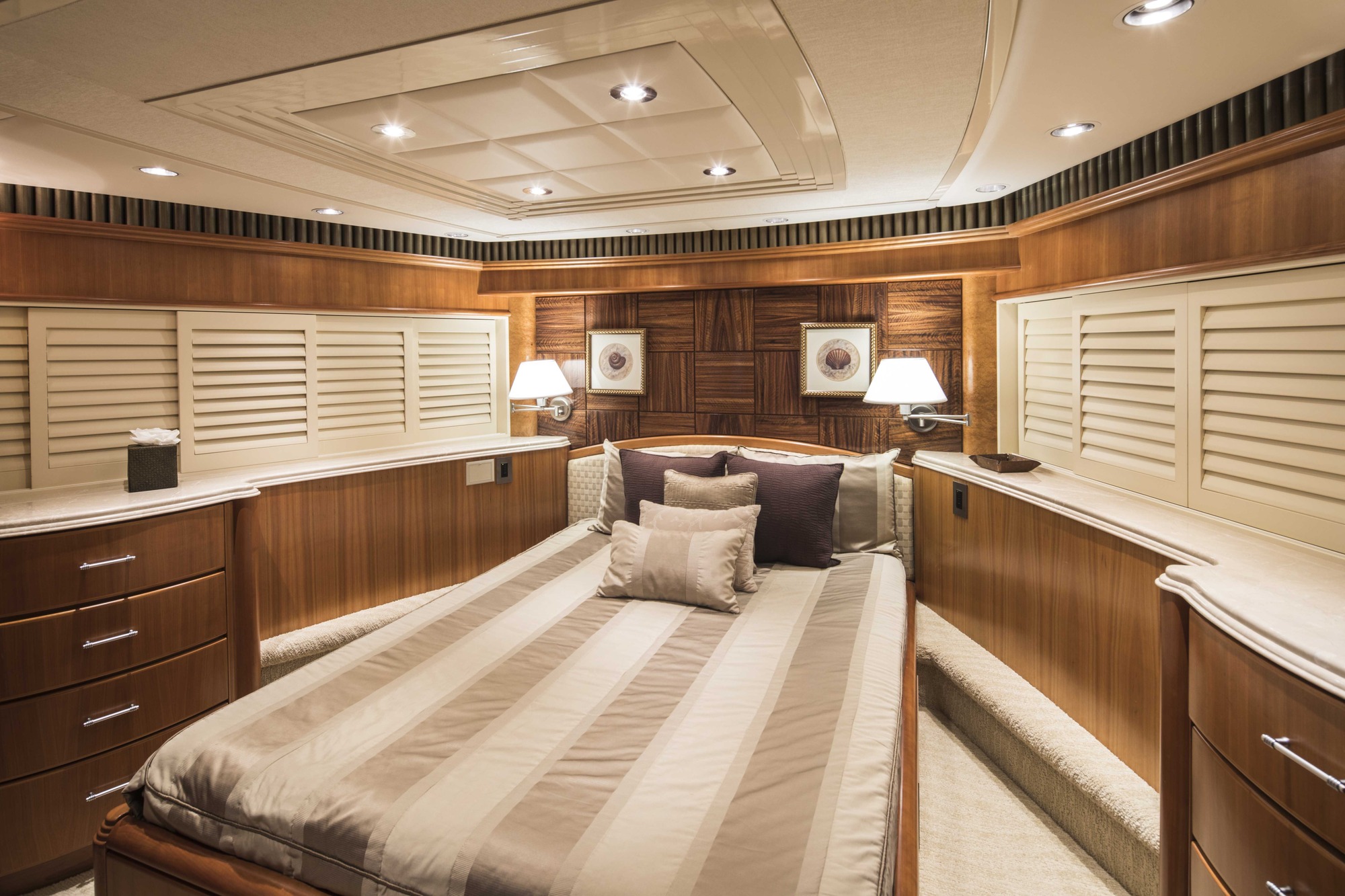 Yacht Child's Play - Stateroom