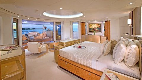 SYCARA V  luxury master suite